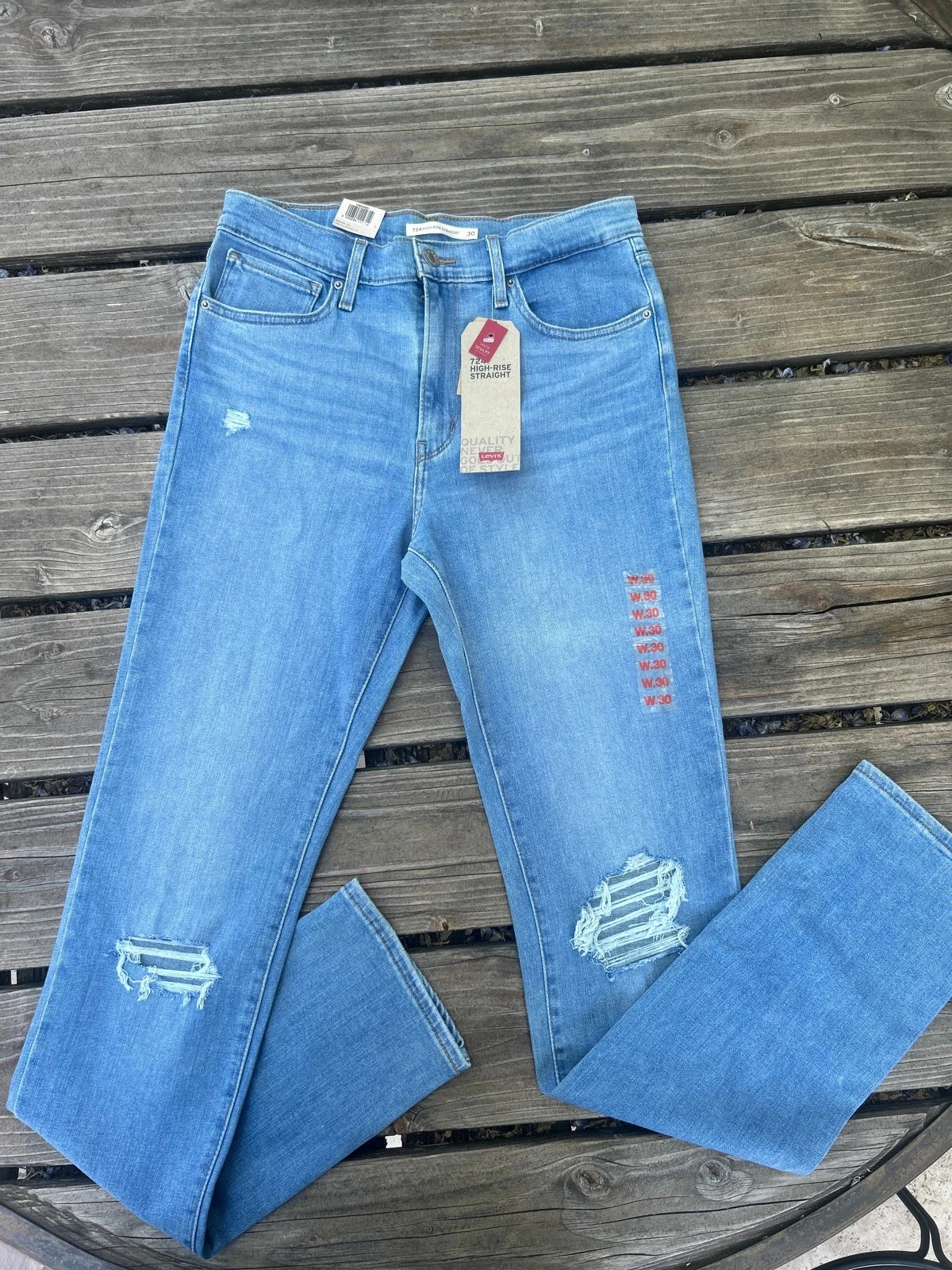 Jean Levi's neuf taille W30 L34 Modèle 724